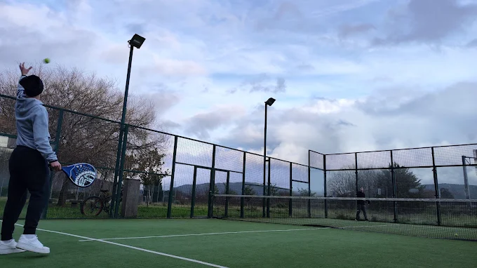 Pista de Padel Lestrobe