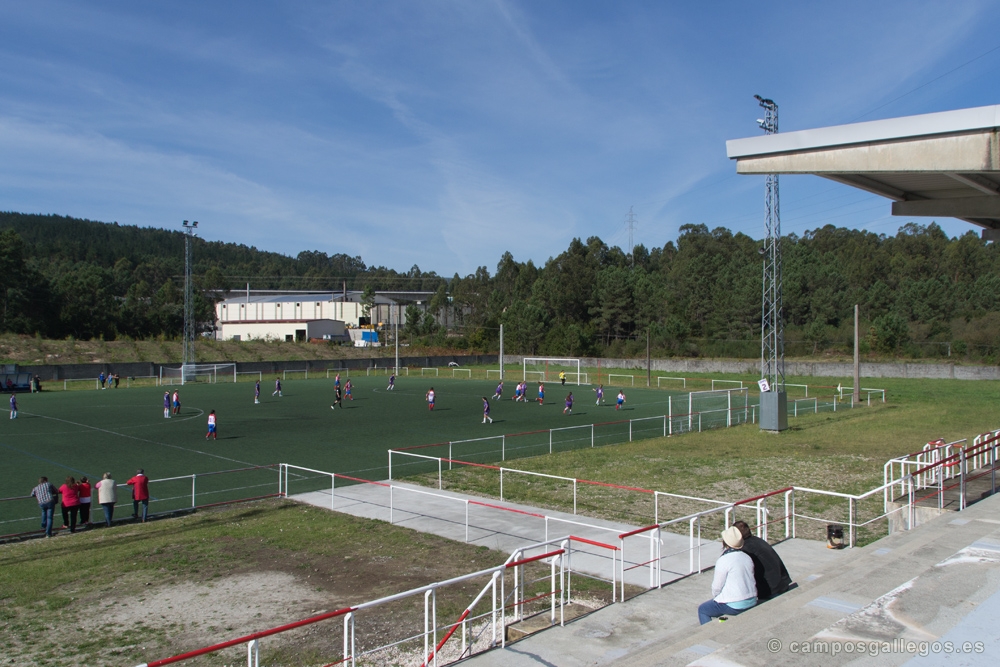 Campo de fútbol Extramundi